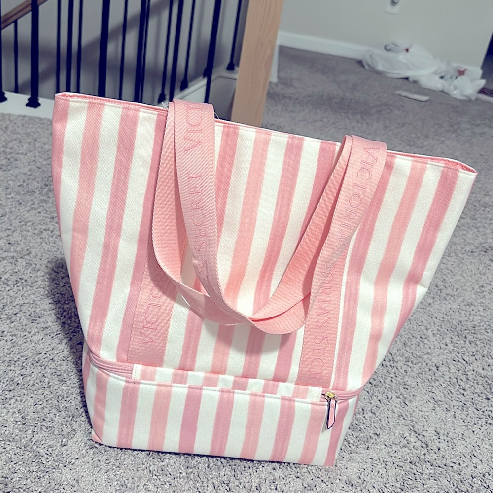 Victorias Secret Cooler Tote Bag with 4 Compartments NWT